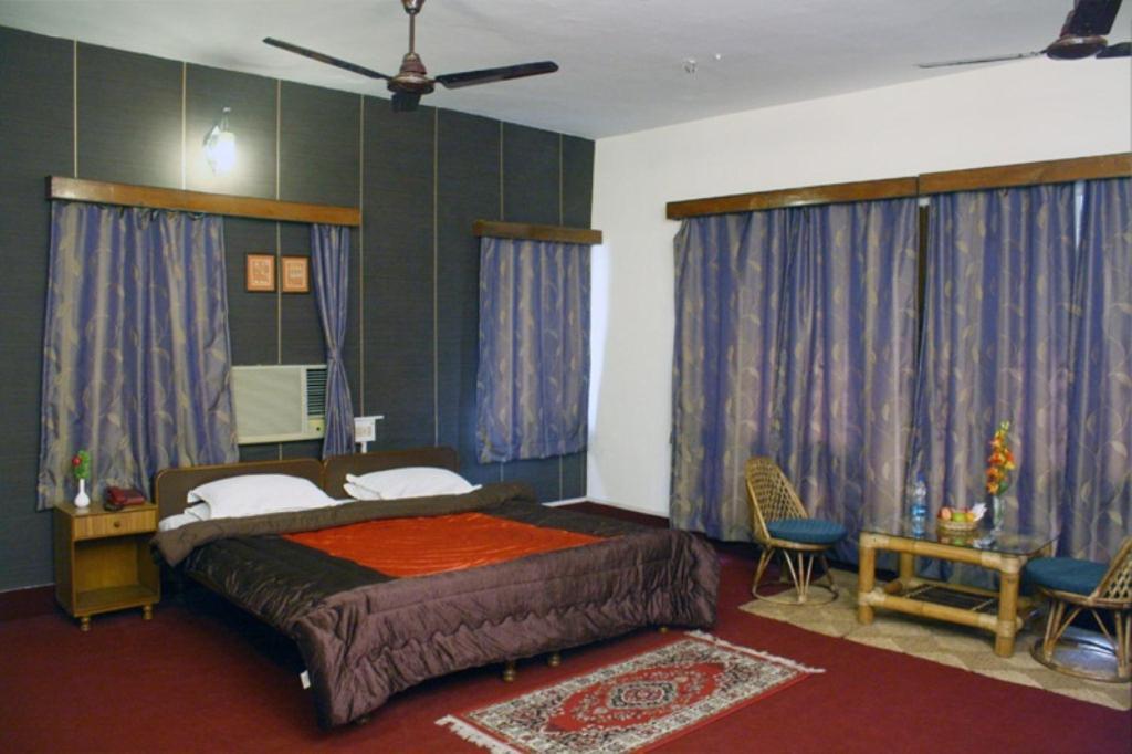 Coral Residency, Sector I Hotel Kolkata Room photo